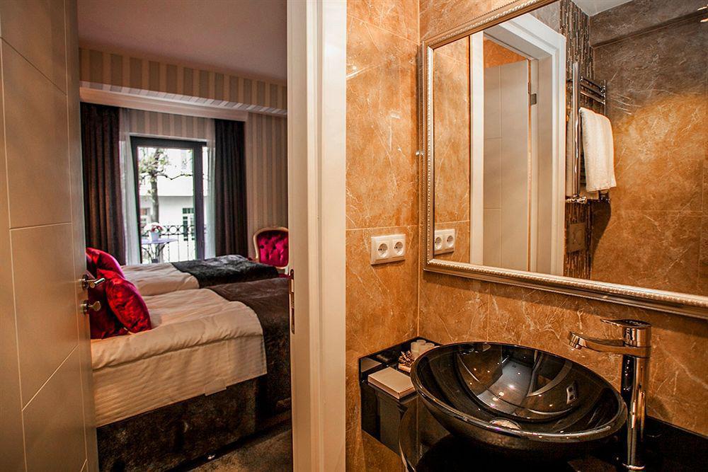 Lucis Pera Hotel Istanbul Exterior photo