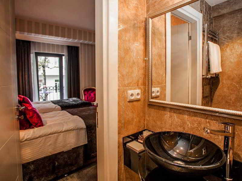 Lucis Pera Hotel Istanbul Exterior photo