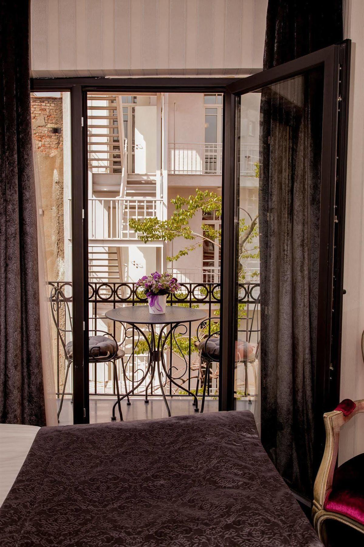 Lucis Pera Hotel Istanbul Exterior photo